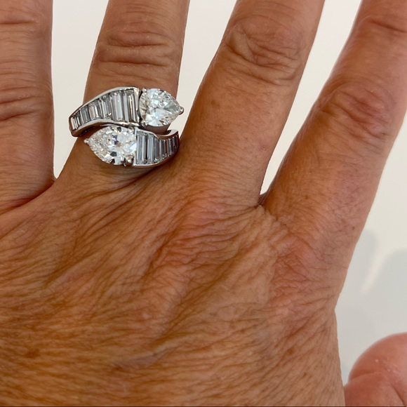 STUNNING ESTATE PLATINUM DIAMOND BI-PASS RING SIZE 8.5 - Picture 15 of 17